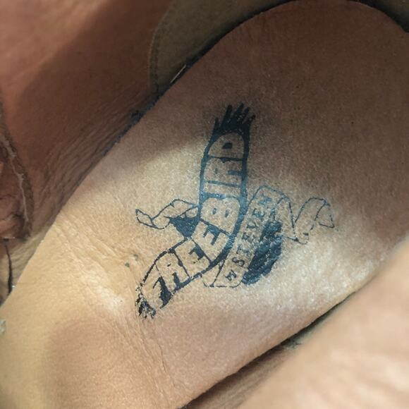 Freebird by Steven brown tan suede ankle boots 7 cowboy western heel - Picture 11 of 13